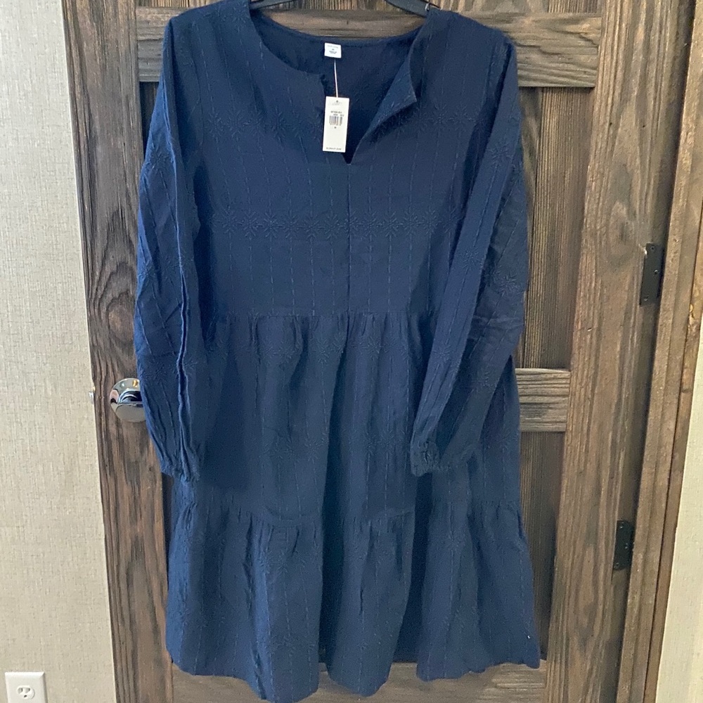 Long sleeve dress, with TAGS